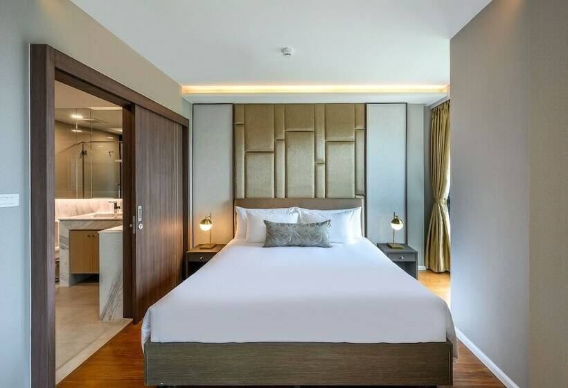 اتاق لوکس با چشم‌انداز دریا, Mida Grande Resort Phuket Official Account