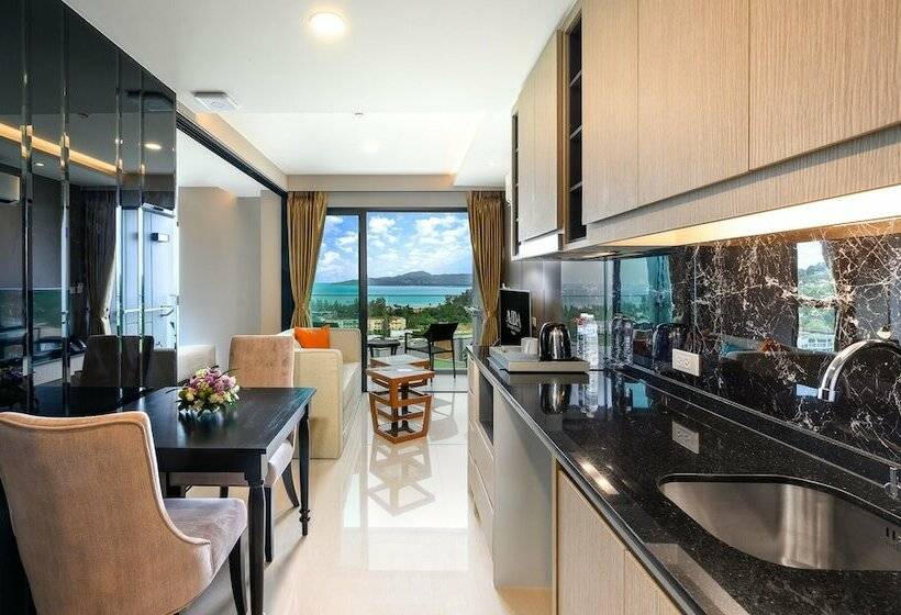 اتاق لوکس با چشم‌انداز دریا, Mida Grande Resort Phuket Official Account