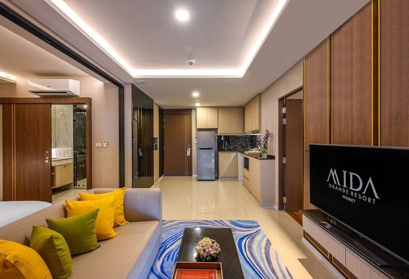 سوئیت 2 خوابه, Mida Grande Resort Phuket Official Account