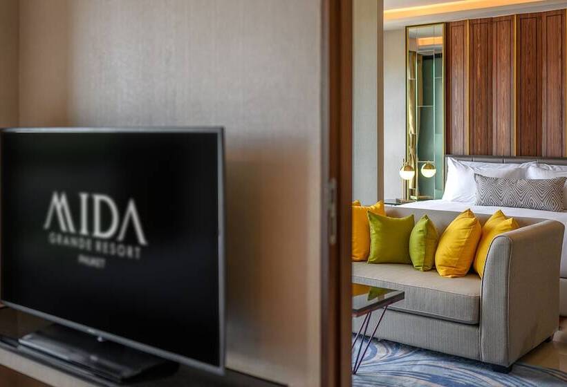 سوئیت 2 خوابه, Mida Grande Resort Phuket Official Account