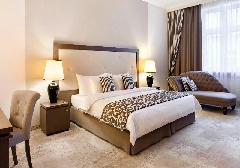 اتاق لوکس با چشم‌انداز دریا, Mida Grande Resort Phuket Official Account