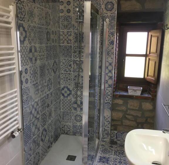اتاق لوکس, Casa Los Laureles