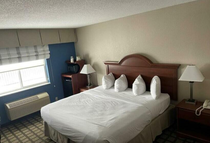 اتاق استاندارد با تخت بزرگ, Baymont By Wyndham Galesburg
