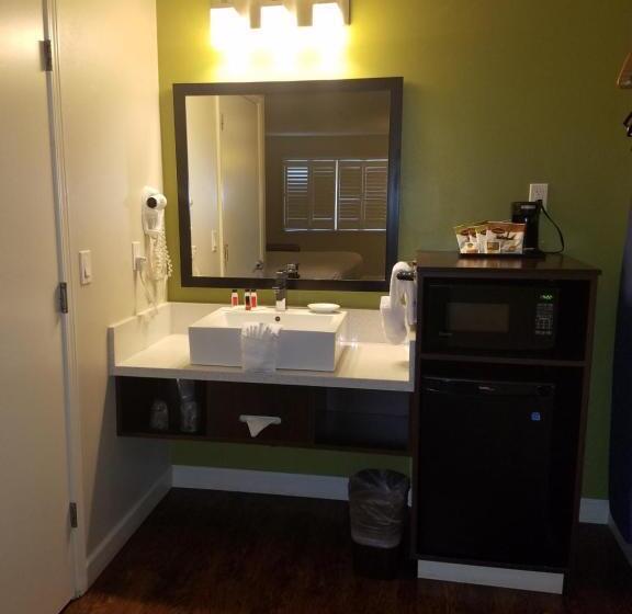 اتاق استاندارد با تخت بزرگ, Baymont By Wyndham Modesto Salida