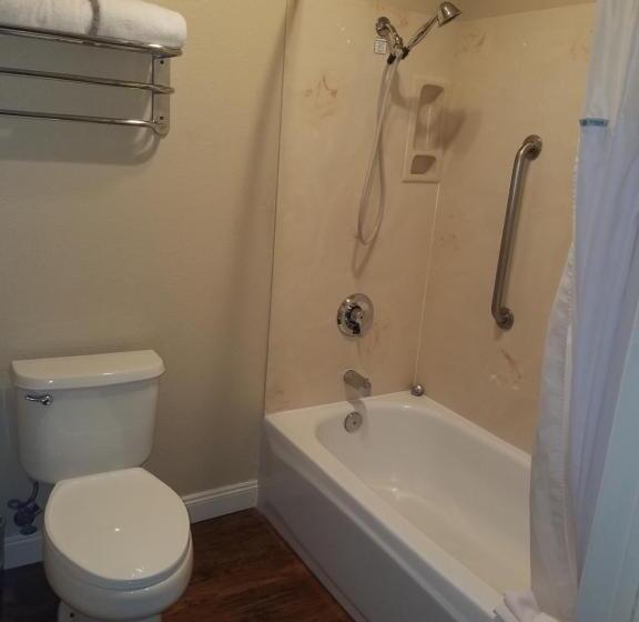 اتاق استاندارد, Baymont By Wyndham Modesto Salida