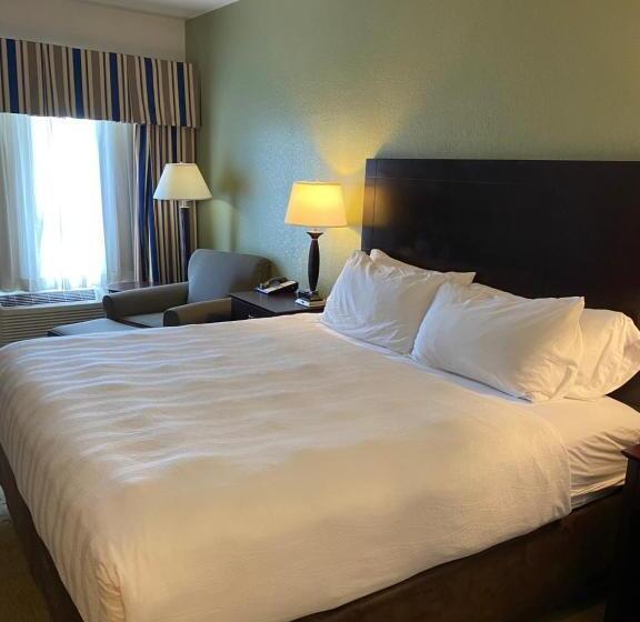 Standard Room King Bed Adapted for people with reduced mobility, Best Western Celina