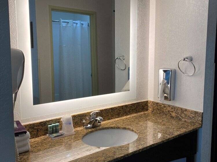 سوییت, Best Western Celina