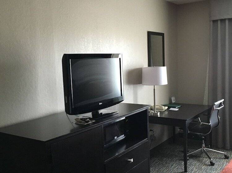 Suite, Comfort Inn