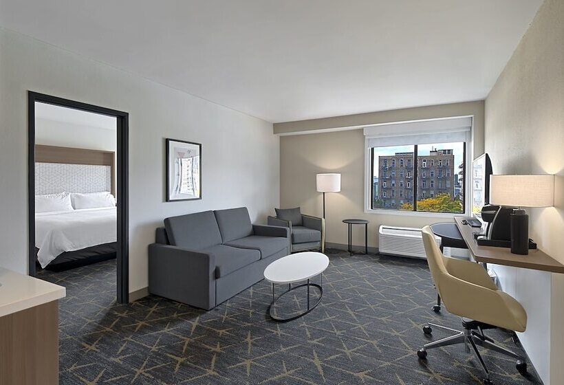 سوئیت برای معلولان, Holiday Inn Hotel & Suites Chicago   Downtown, An Ihg