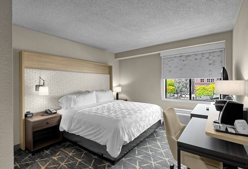سوئیت برای معلولان, Holiday Inn Hotel & Suites Chicago   Downtown, An Ihg