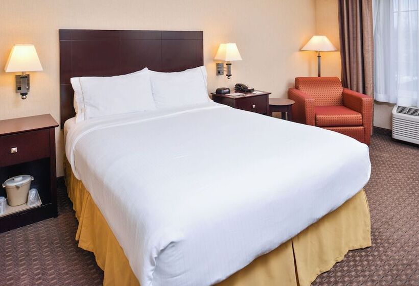 سوییت, Holiday Inn Express  & Suites Portland  Jantzen Beach