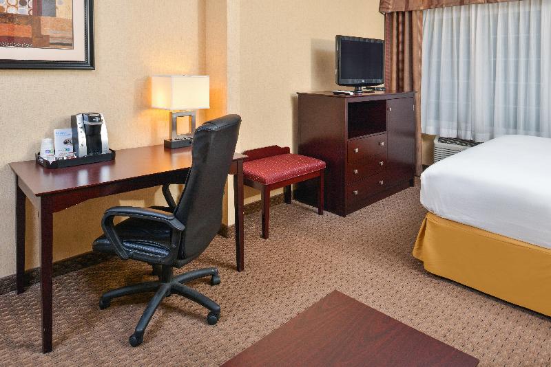 اتاق استاندارد با تخت بزرگ, Holiday Inn Express Hotel & Suites Portland   Jantzen Beach, An Ihg