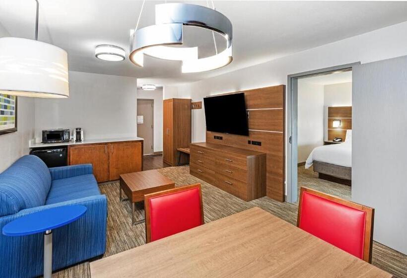 Suite King Size Bed, Holiday Inn Express  & Suites Sulphur  Lake Charles