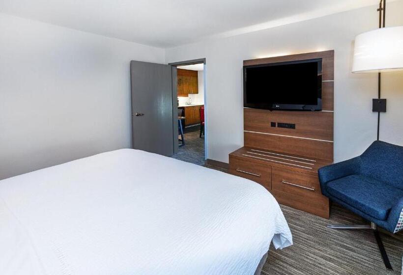 سوئیت با تخت بزرگ, Holiday Inn Express & Suites Sulphur   Lake Charles, An Ihg
