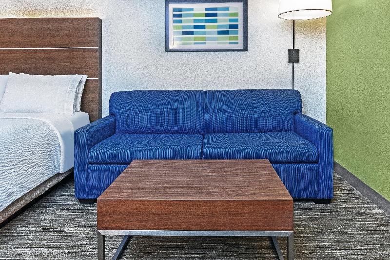 اتاق استاندارد با تخت بزرگ, Holiday Inn Express & Suites Sulphur   Lake Charles, An Ihg