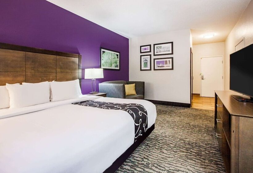 اتاق استاندارد با تخت دوبل برای معلولان, La Quinta Inn & Suites By Wyndham Elkhart