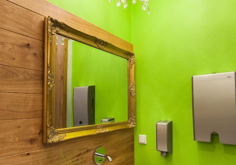اتاق استاندارد, Quality Inn & Suites