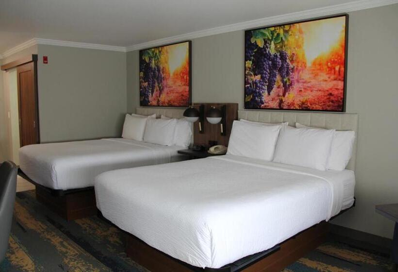اتاق استاندارد, La Quinta Inn & Suites By Wyndham Yakima Downtown