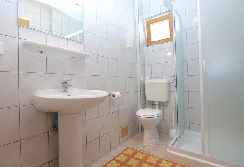 آپارتمان 1 خوابه, Apartments And Rooms Novigrad 1624