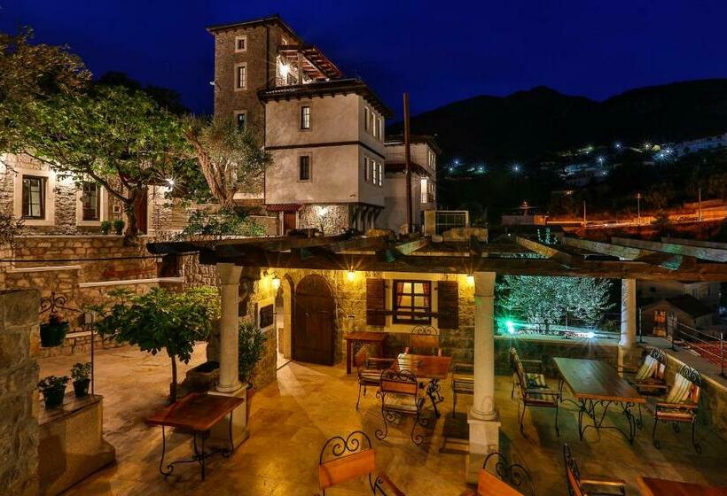 سوئیت جونیور با چشم‌انداز کوهستان, Stara čaršija Hotel & Spa