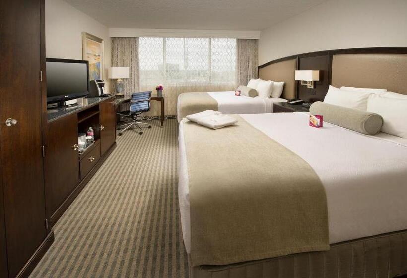 Quarto standard, Crowne Plaza Seattle Airport