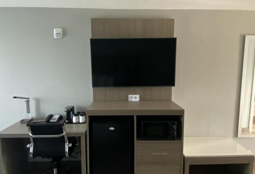 اتاق استاندارد با تخت بزرگ برای معلولان, Days Inn By Wyndham Rockport Texas