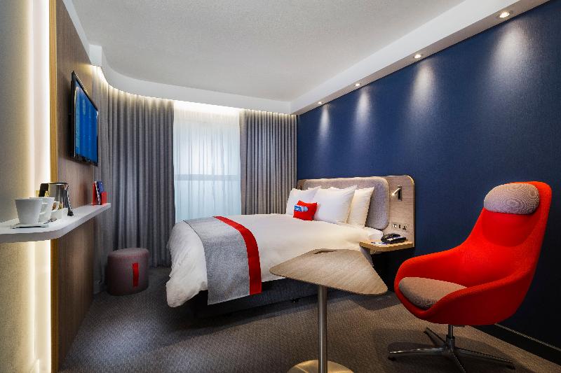 اتاق استاندارد, Days Inn & Suites By Wyndham Vancouver