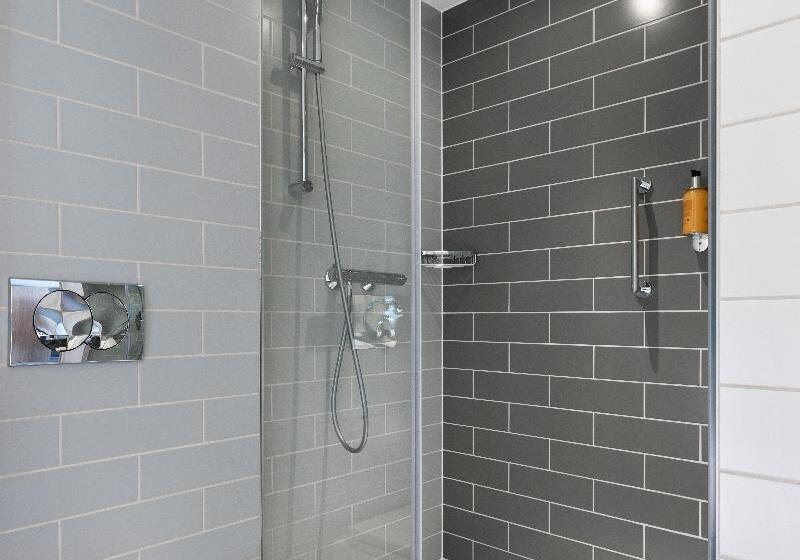اتاق استاندارد, Days Inn & Suites By Wyndham Vancouver