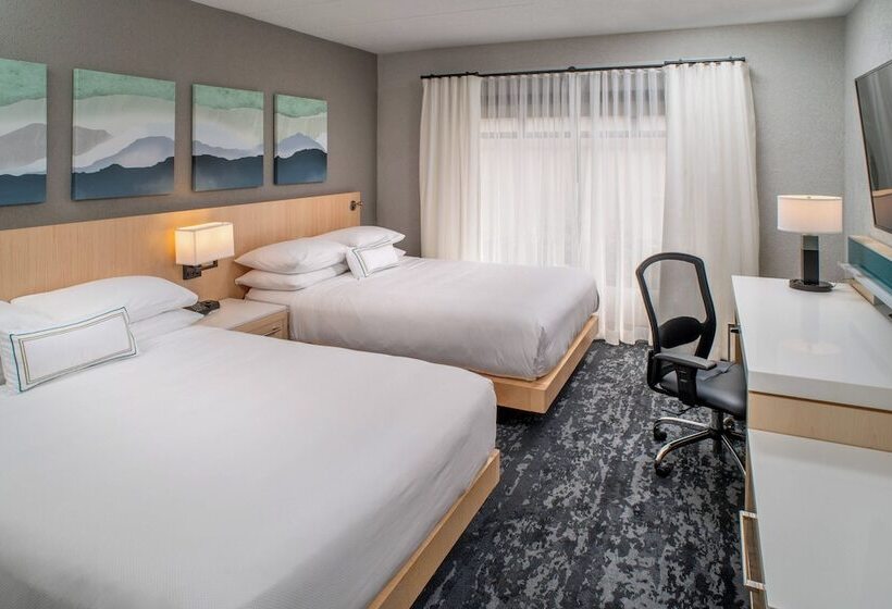 سوییت اجرایی, Delta Hotels By Marriott Huntington Downtown
