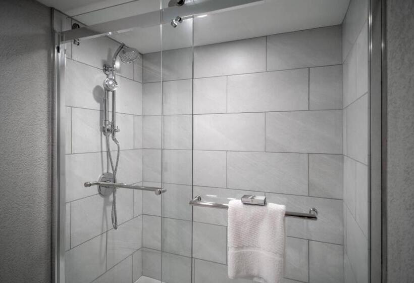 سوئیت پرزیدنت, Delta Hotels By Marriott Huntington Downtown