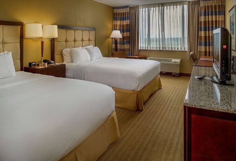 Deluxe Room, Doubletree  St. Louis At Westport