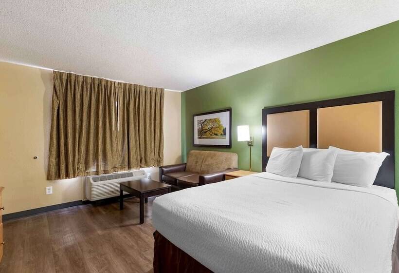 Deluxe Studio, Extended Stay America Select Suites  Denver  Aurora South