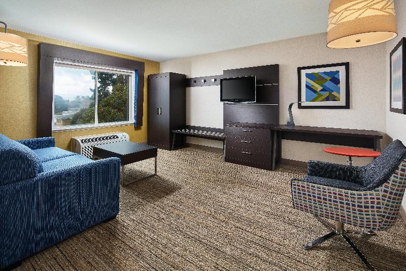 Suite King Bed, Holiday Inn Express  & Suites Belmont