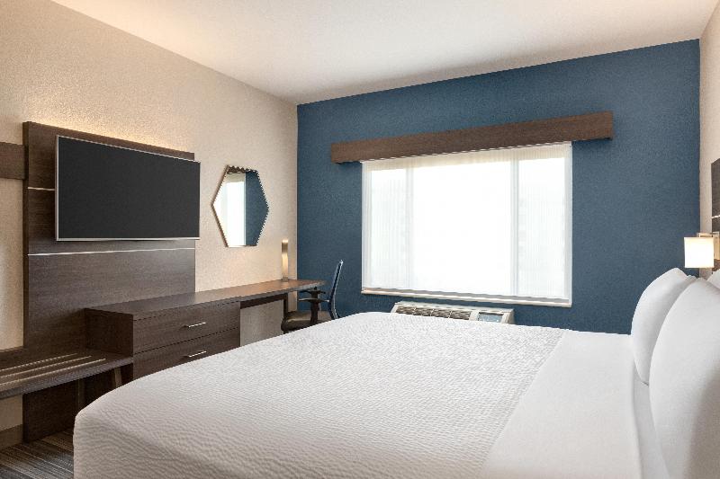 Standardzimmer Kingsize Bett, Holiday Inn Express  & Suites Denver Airport