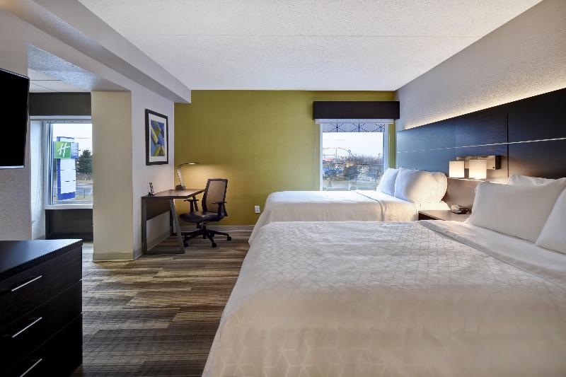 Suite, Holiday Inn Express & Suites Allentown Dorney Park Area, An Ihg