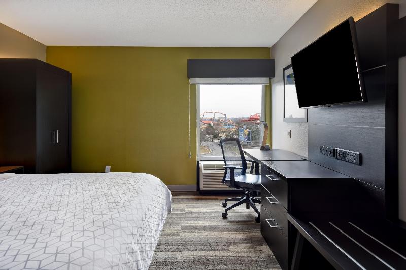 Chambre Standard Lit King Size, Holiday Inn Express & Suites Allentown Dorney Park Area, An Ihg