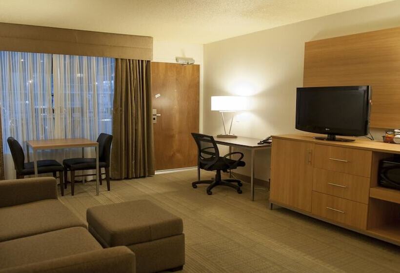 سوییت, Holiday Inn Spearfish Convention Center, An Ihg
