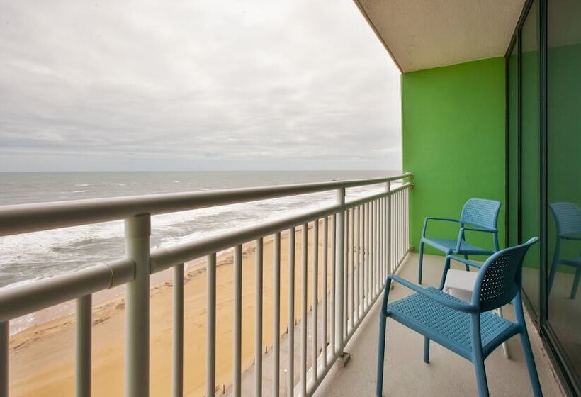 Standard Room, Holiday Inn Va Beachoceanside 21st Street