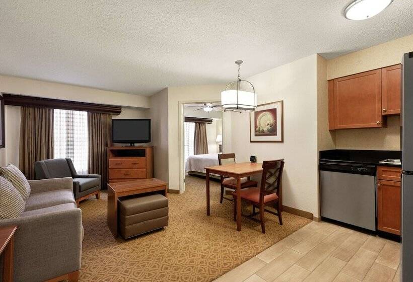 Suite, Homewood Suites By Hilton Dallas – Park Central