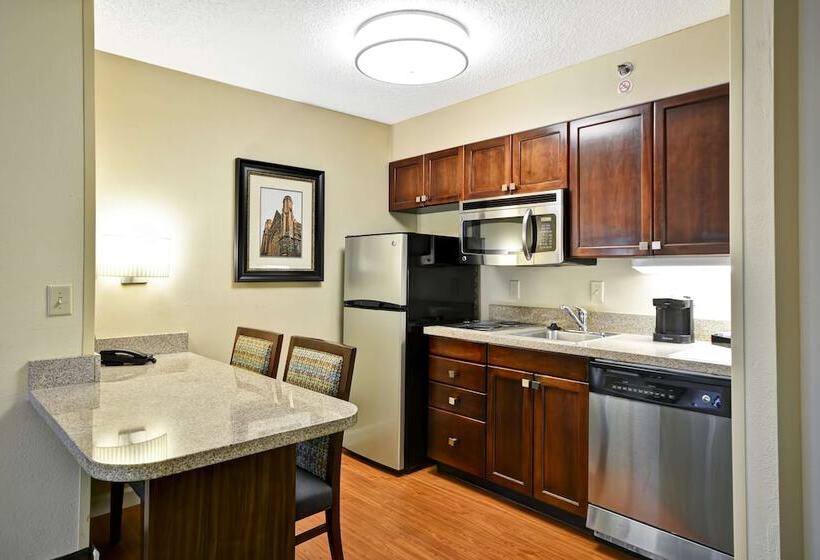 سوییت, Homewood Suites By Hilton Durhamchapel Hill / I40