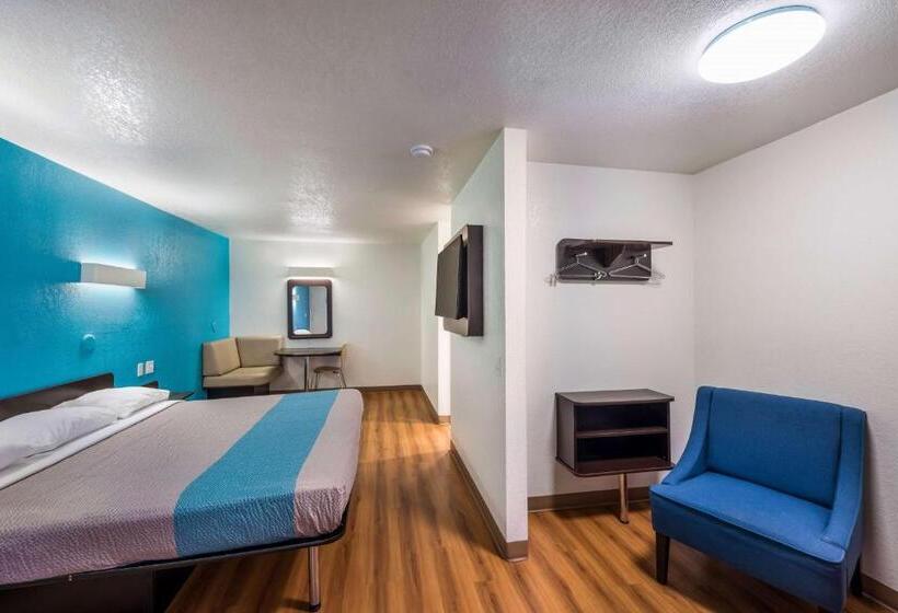 اتاق لوکس با تخت بزرگ, Motel 6 Irving, Tx  Irving Dfw Airport East