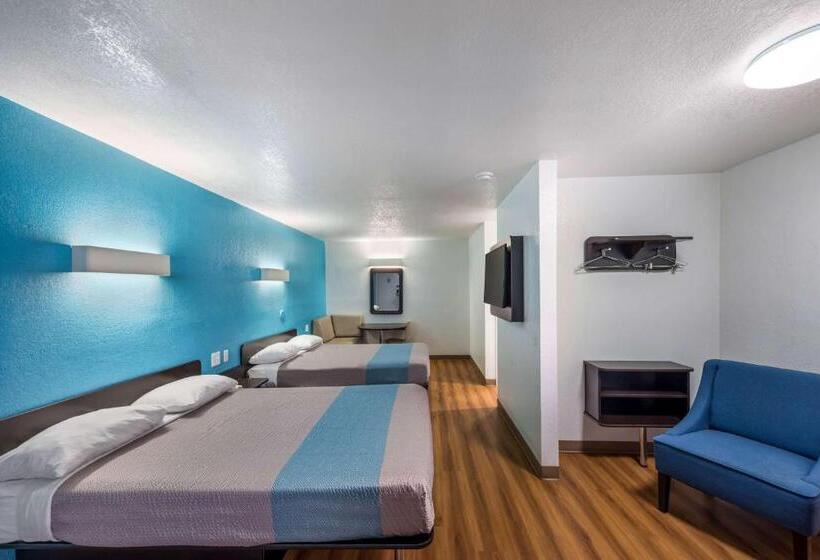 Standard Room Adapted for people with reduced mobility, Motel 6irving, Tx  Irving Dfw Airport East