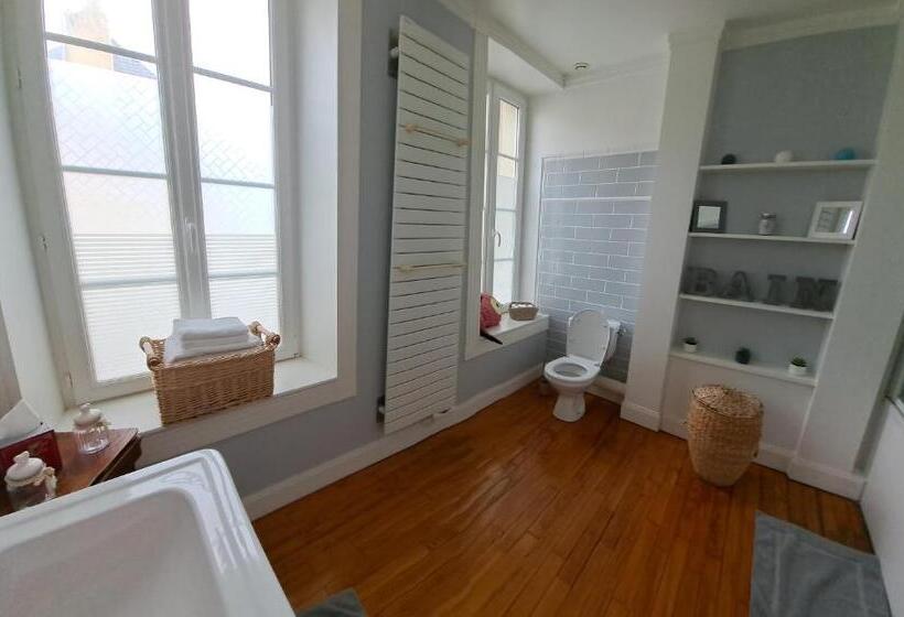 ویلای 1 خوابه, La Maison Du 6