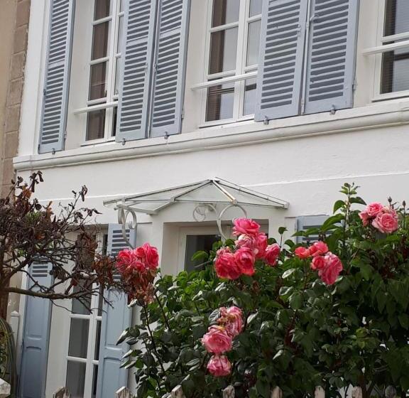ویلای 1 خوابه, La Maison Du 6