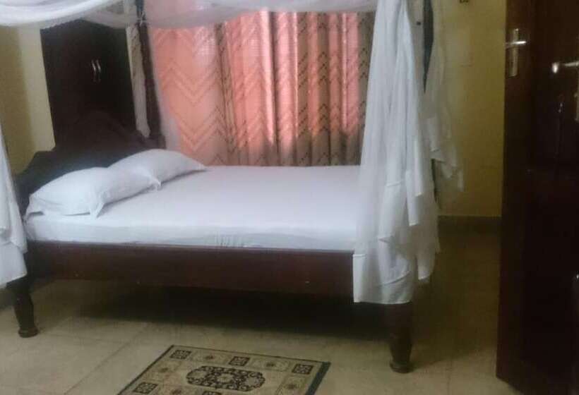 اتاق استاندارد یک نفره, Transit Motel Ukonga