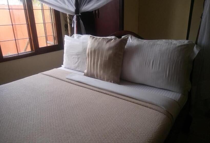 اتاق لوکس, Transit Motel Ukonga