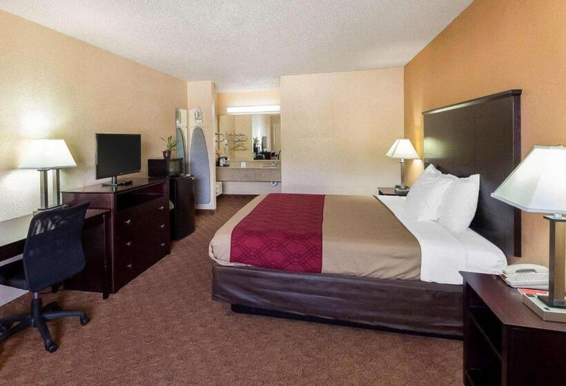 キングサイズベッドのスタンダードルーム, Econo Lodge Inn & Suites Downtown Northeast Near Fort Sam Houston