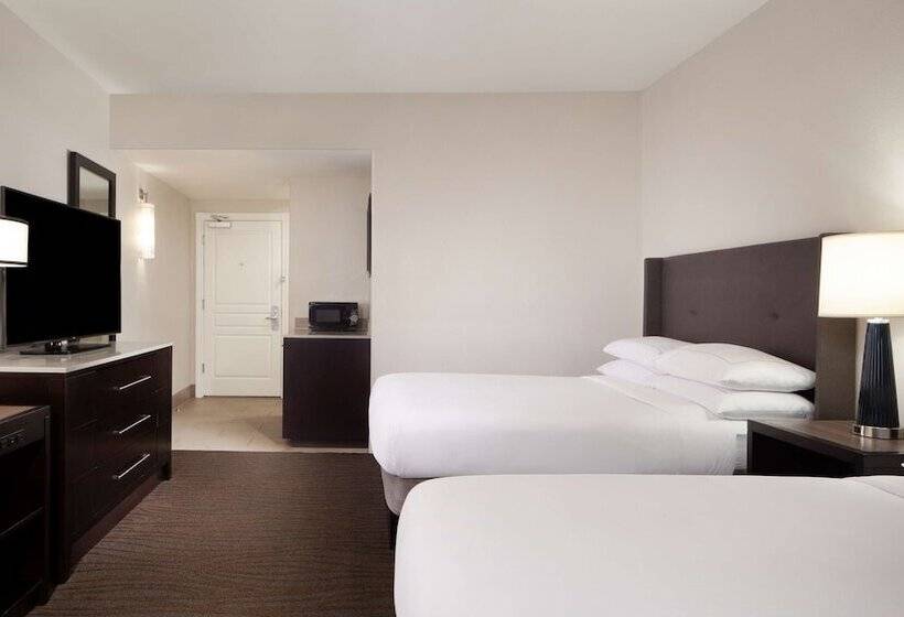 Standard Room 2 Double Beds, Hilton Santa Cruz/scotts Valley