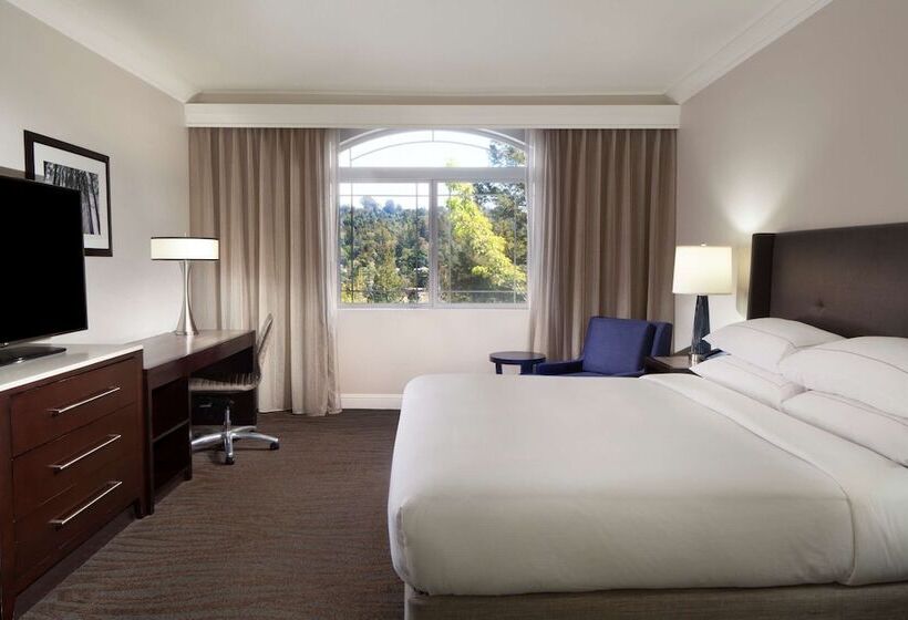 سوئیت با بالکن, Hilton Santa Cruz/scotts Valley