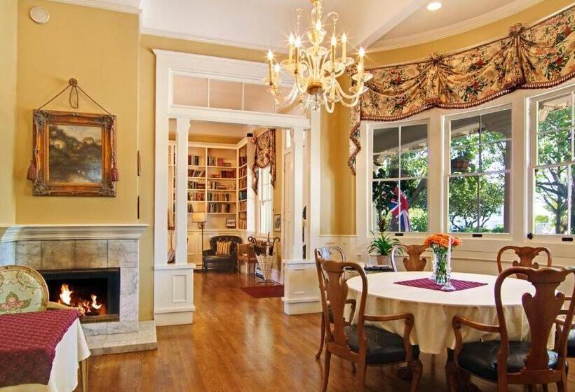استودیوی استاندارد با تخت دو نفره بزرگ, Inn At Depot Hill